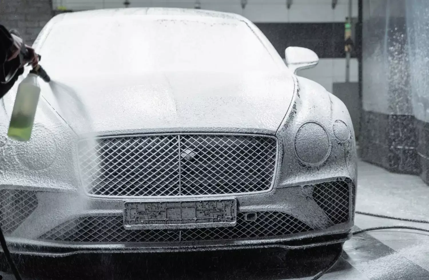 Exterior car washing with foam cannon