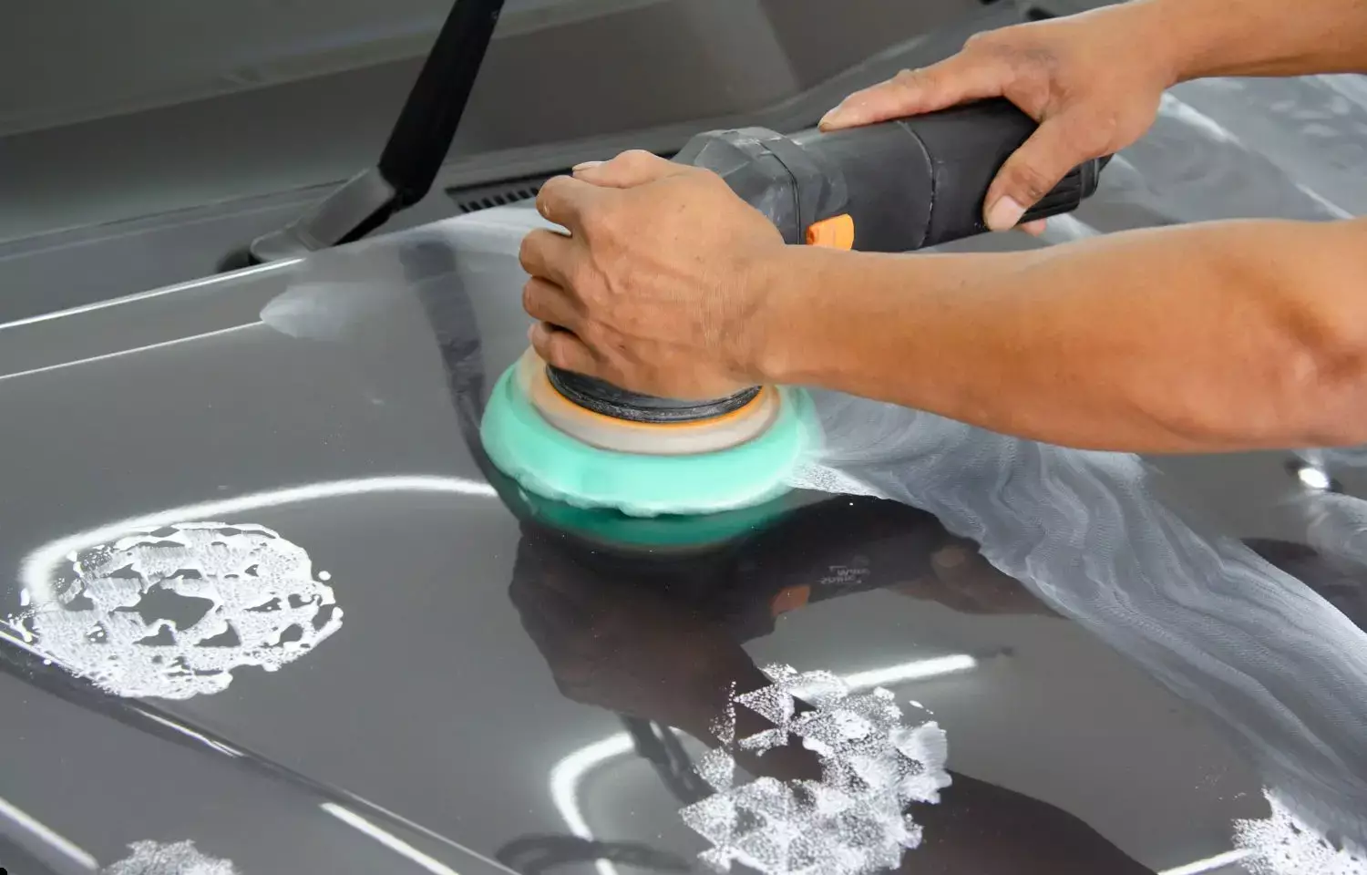 Paint Correction on a grey vehicle compound step